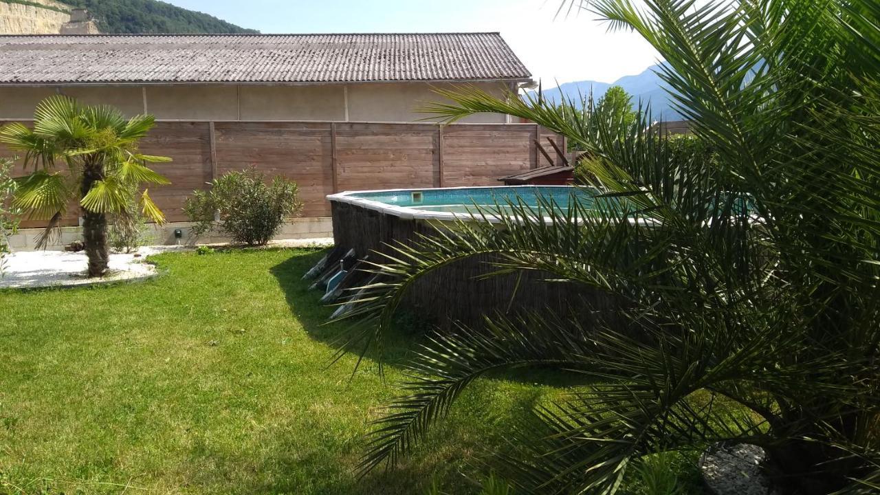 Maison Avec Piscine Entre Chartreuse Et Vercors La Buisse Экстерьер фото